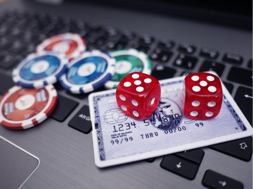 Advantages of Online Casino Games | Santa Isabel