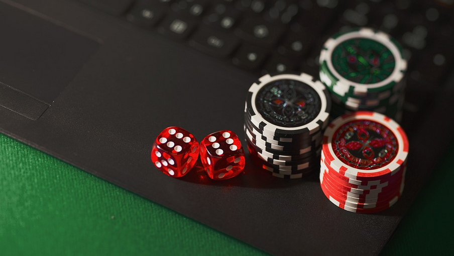 Tips to Become a Professional Casino Player